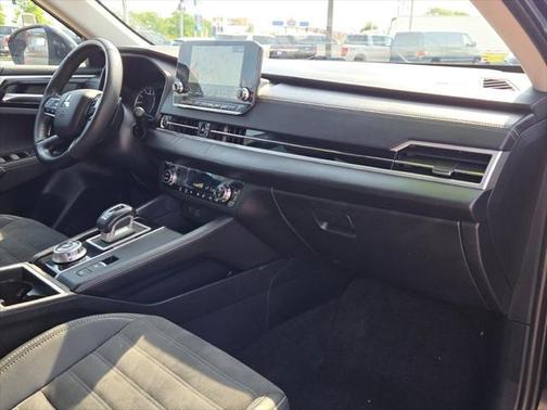 2023 Mitsubishi Outlander SE 2.5 S-AWC