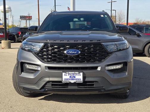 2023 Ford Explorer ST-Line