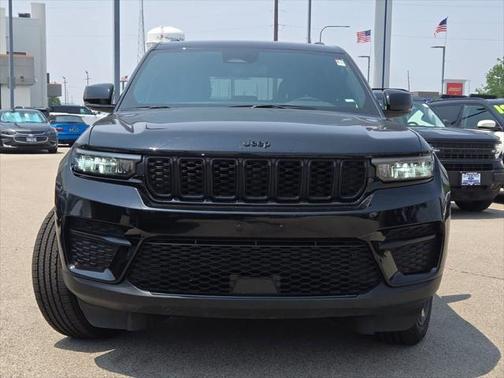 2023 Jeep Grand Cherokee Altitude