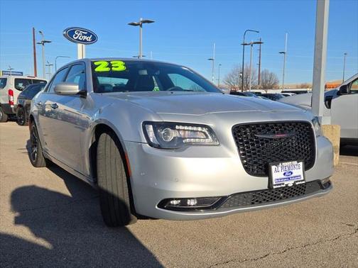 2023 Chrysler 300 S