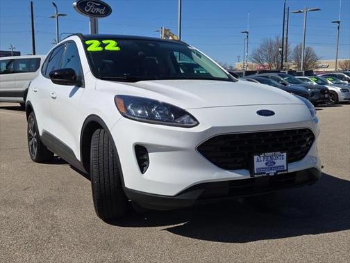 2022 Ford Escape SE