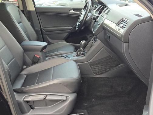 2018 Volkswagen Tiguan 2.0T SEL