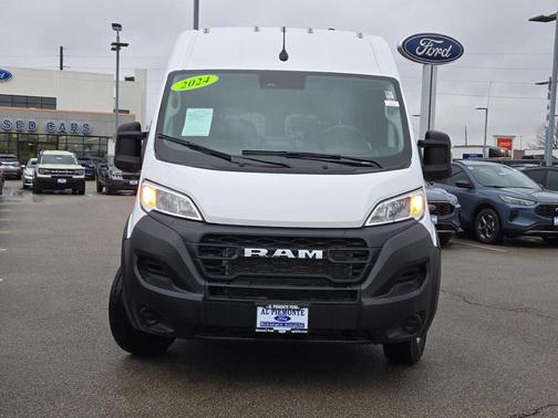 2024 RAM ProMaster 2500 Tradesman