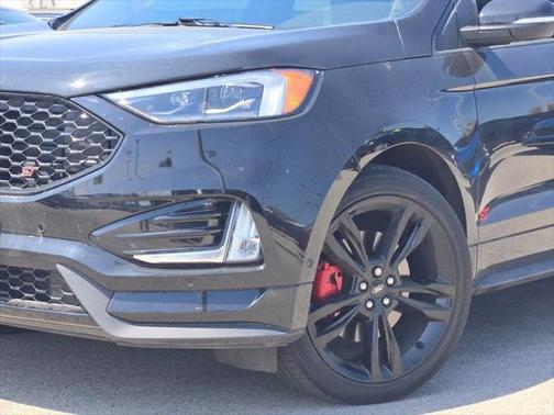 2020 Ford Edge ST