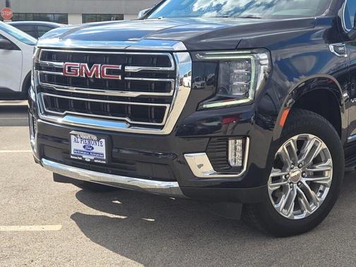 2022 GMC Yukon SLT