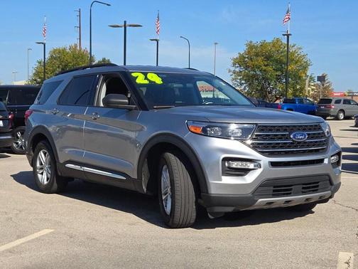 2024 Ford Explorer XLT