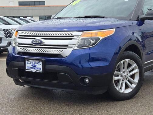 Blue Metallic 2014 Ford Explorer XLT