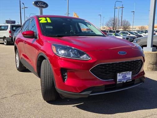 2021 Ford Escape SE