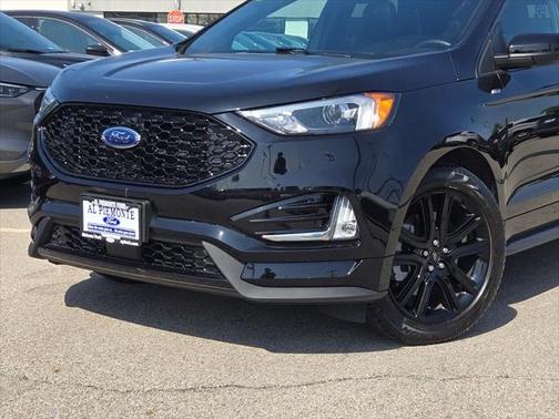 2022 Ford Edge ST Line