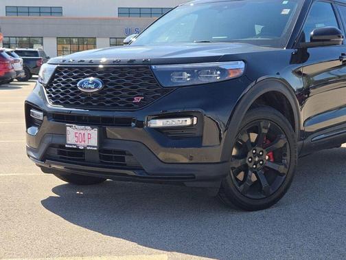 Agate Black Metallic 2023 Ford Explorer ST