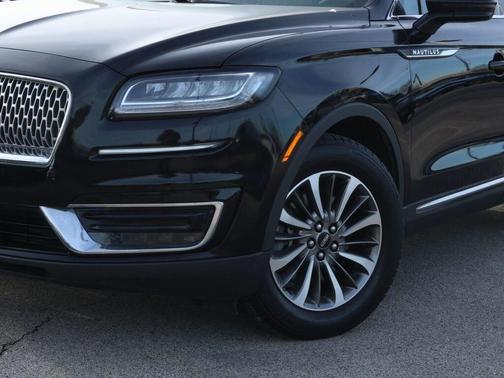 2019 Lincoln Nautilus Select