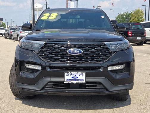 2023 Ford Explorer ST-Line
