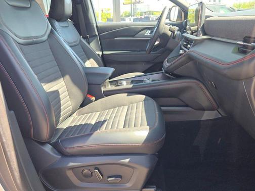 Gray Metallic 2025 Ford Explorer ST-Line