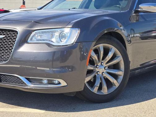 2019 Chrysler 300 Limited
