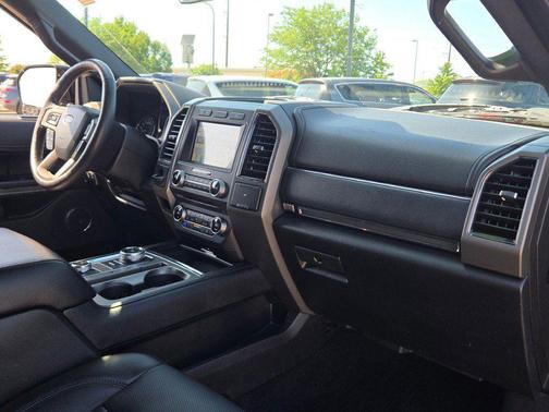Shadow Black 2018 Ford Expedition XLT