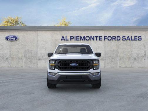 Oxford White 2023 Ford F-150 XL