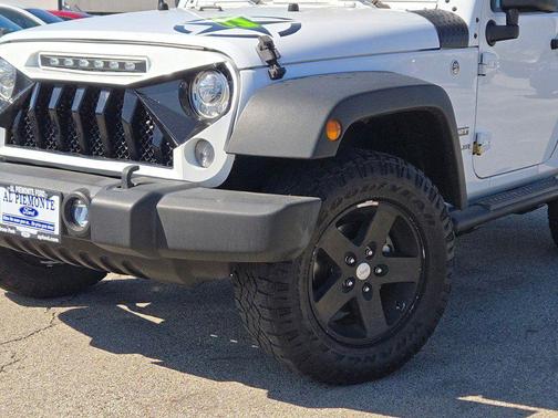 2017 Jeep Wrangler Sport