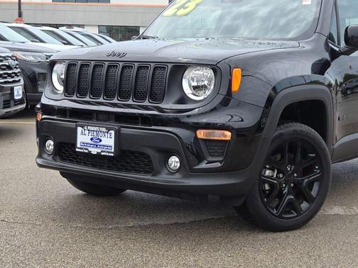 Black Clearcoat 2023 Jeep Renegade Altitude