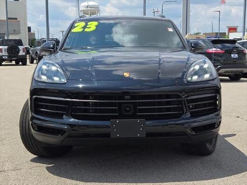 2023 Porsche Cayenne Platinum Edition