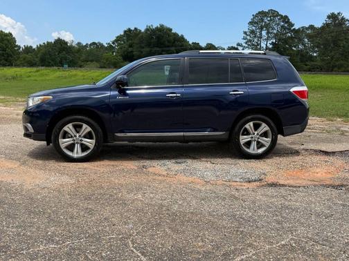 Blue 2011 Toyota Highlander Limited
