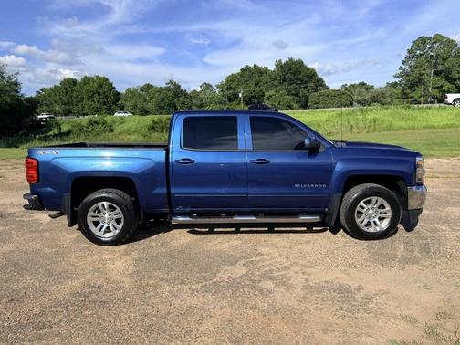Blue 2017 Chevrolet Silverado 1500 LT