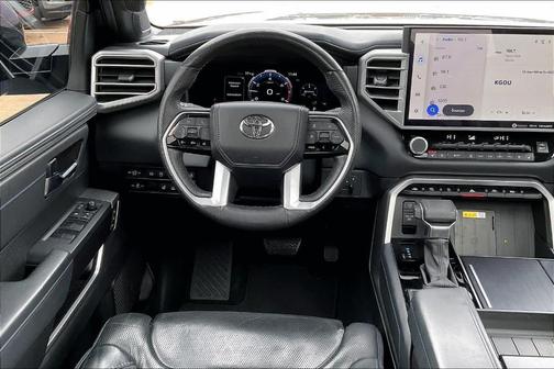 2022 Toyota Tundra Platinum