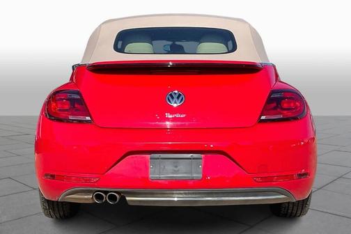 2019 Volkswagen Beetle 2.0T S