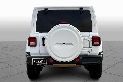 2021 Jeep Wrangler Unlimited Sahara Altitude