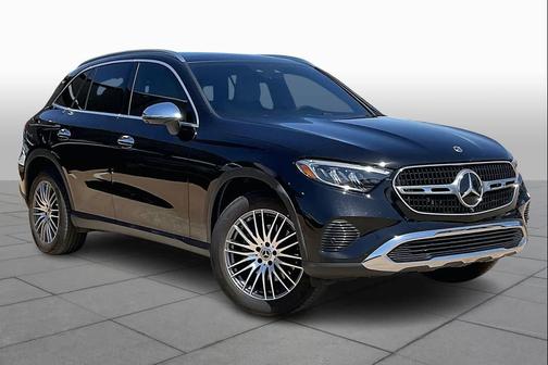 Obsidian Black Metallic 2025 Mercedes-Benz GLC 300 4MATIC