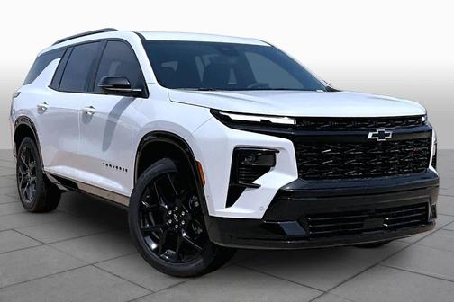 White 2026 Chevrolet Traverse RS