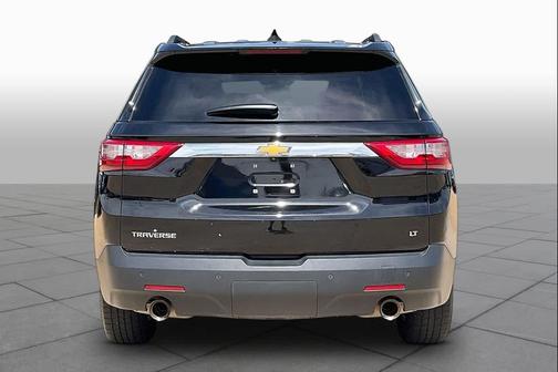 Mosaic Black Metallic 2020 Chevrolet Traverse LT Cloth