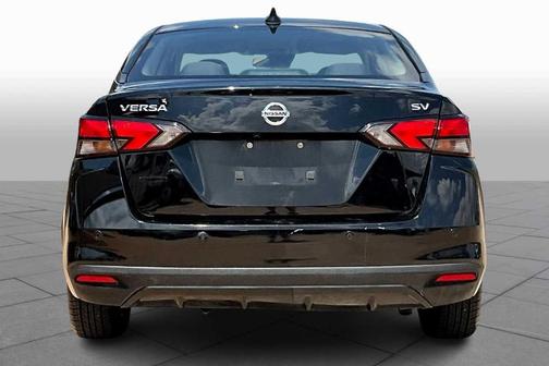 2021 Nissan Versa 1.6 SV