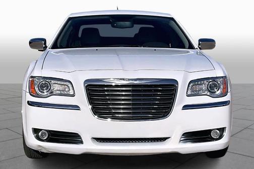 2013 Chrysler 300C Base