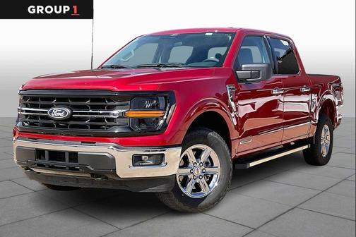Rapid Red Metallic Tinted Clearcoat 2025 Ford F-150 XLT