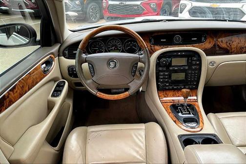2005 Jaguar XJ8 L