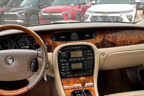 2005 Jaguar XJ8 L
