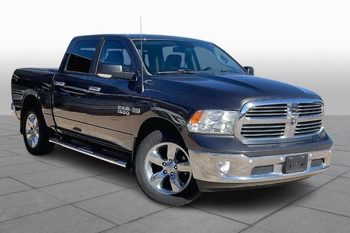 2015 RAM 1500 SLT