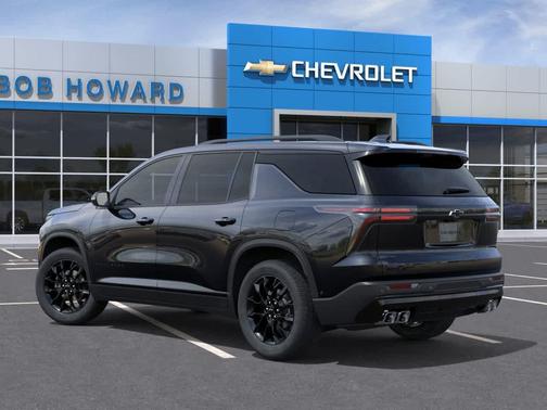 Mosaic Black Metallic 2026 Chevrolet Traverse LT