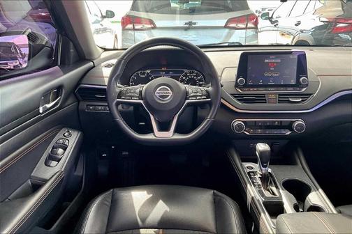 2020 Nissan Altima 2.5 SR