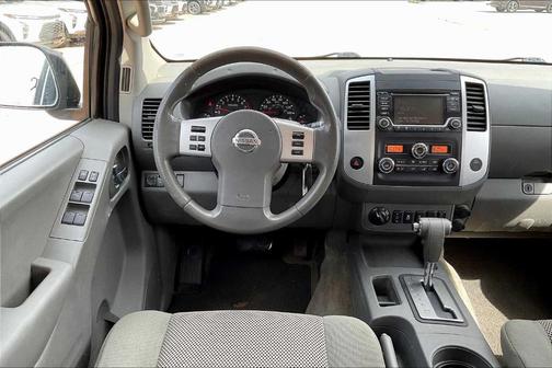 2015 Nissan Frontier SV