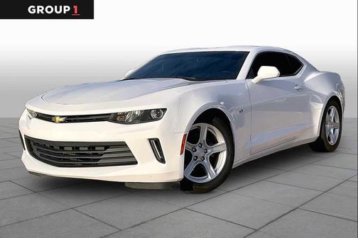 Summit White 2018 Chevrolet Camaro 1LT