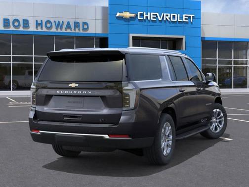 2025 Chevrolet Suburban LT