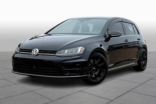 2017 Volkswagen Golf R 4-Door