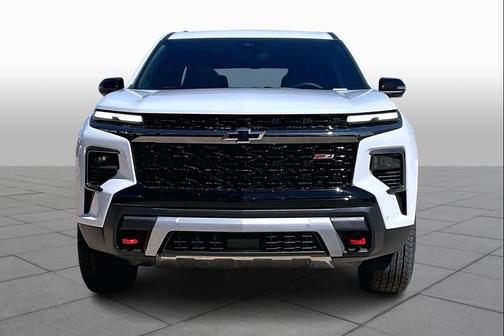 Polar White Tricoat 2026 Chevrolet Traverse AWD Z71