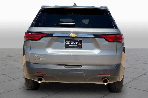 Sterling Gray Metallic 2023 Chevrolet Traverse LS