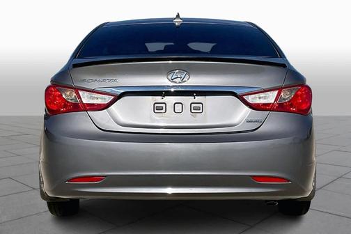 2011 Hyundai SONATA Limited
