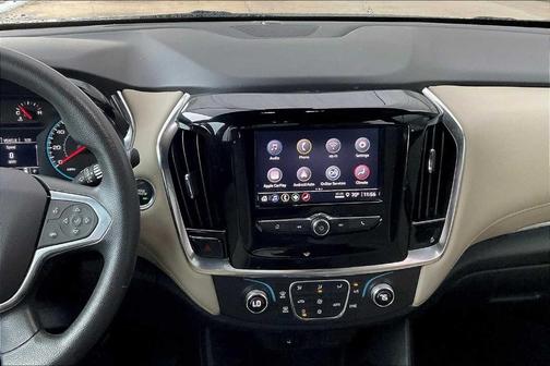 2022 Chevrolet Traverse LS