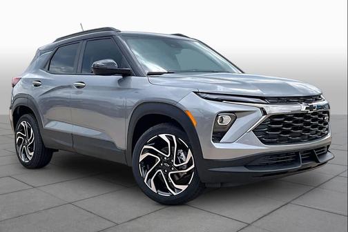 Sterling Gray Metallic 2026 Chevrolet Trailblazer RS