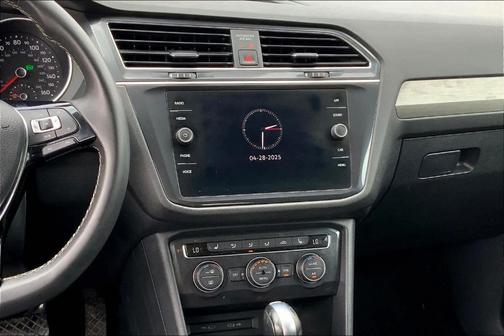 2021 Volkswagen Tiguan 2.0T SE