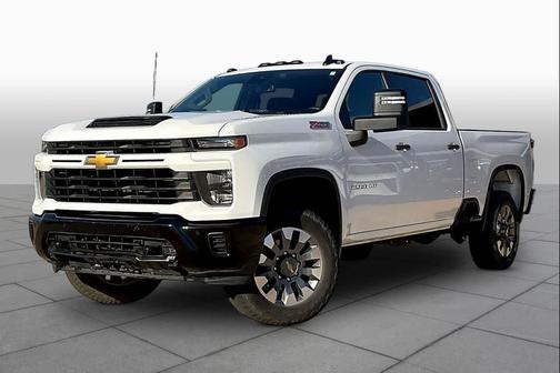 Summit White 2025 Chevrolet Silverado 2500 Custom